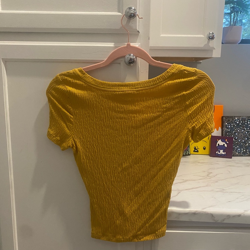 Yellow Button Shirt! :) - Picture 3 of 3